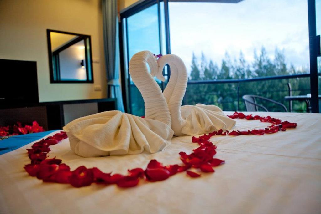 Kata Green Beach Hotel Экстерьер фото