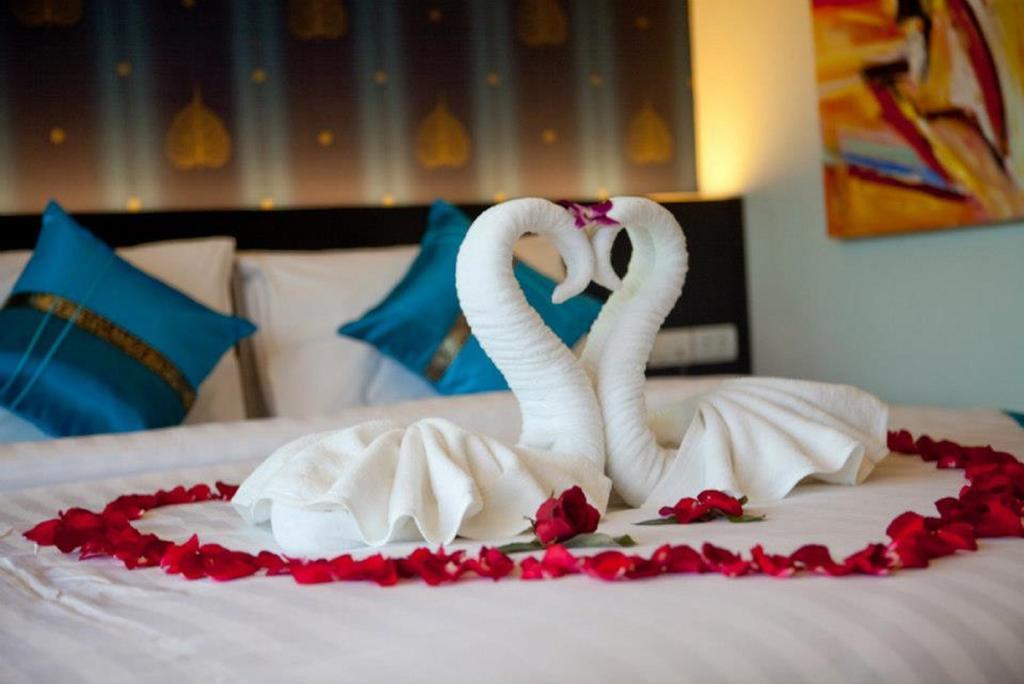 Kata Green Beach Hotel Экстерьер фото