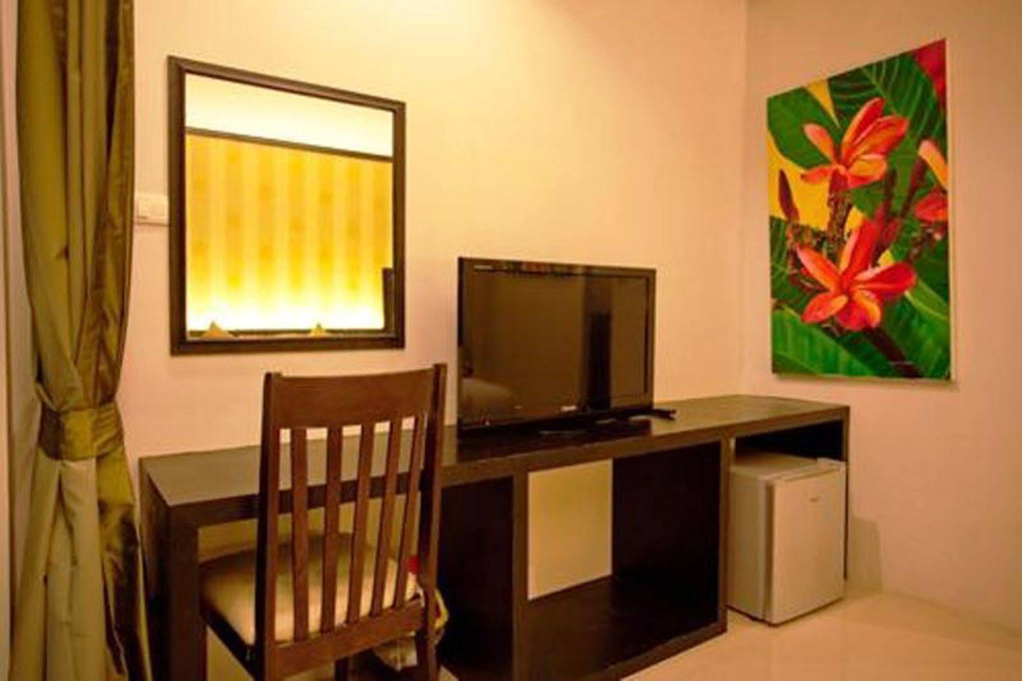 Kata Green Beach Hotel Экстерьер фото