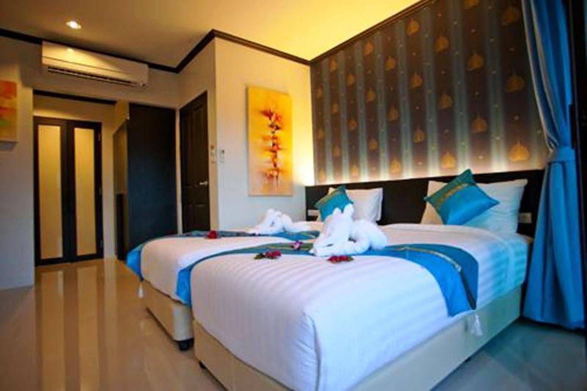Kata Green Beach Hotel Экстерьер фото