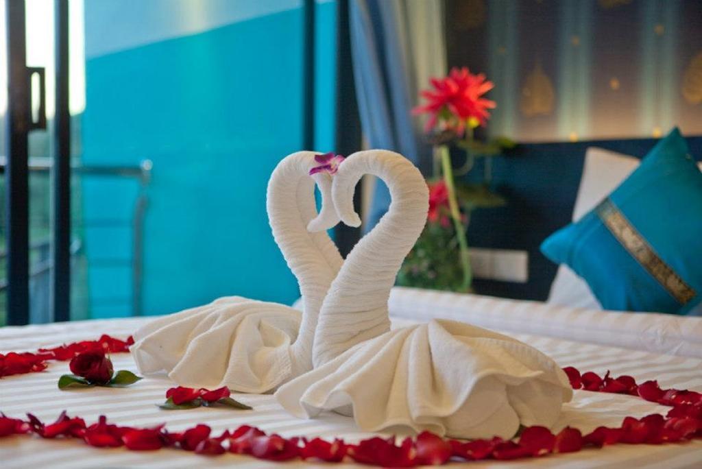 Kata Green Beach Hotel Экстерьер фото